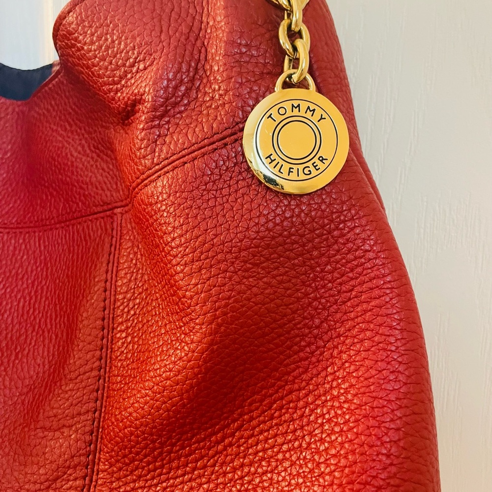 Tommy Hilfiger handbag - Picture 2 of 6